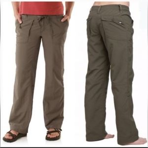 The North Face Horizon Temptest Green Roll Up Pant